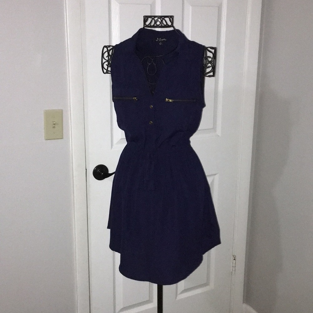 Short dress